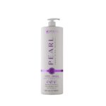 Tratamiento de alisado Perla violeta (pearls smoothing therapy) que aporta hidratación profunda al pelo, dejándolo liso y perfectamente nutrido. Es perfecto para cabellos rubios, plantinados, canosos y con mechas